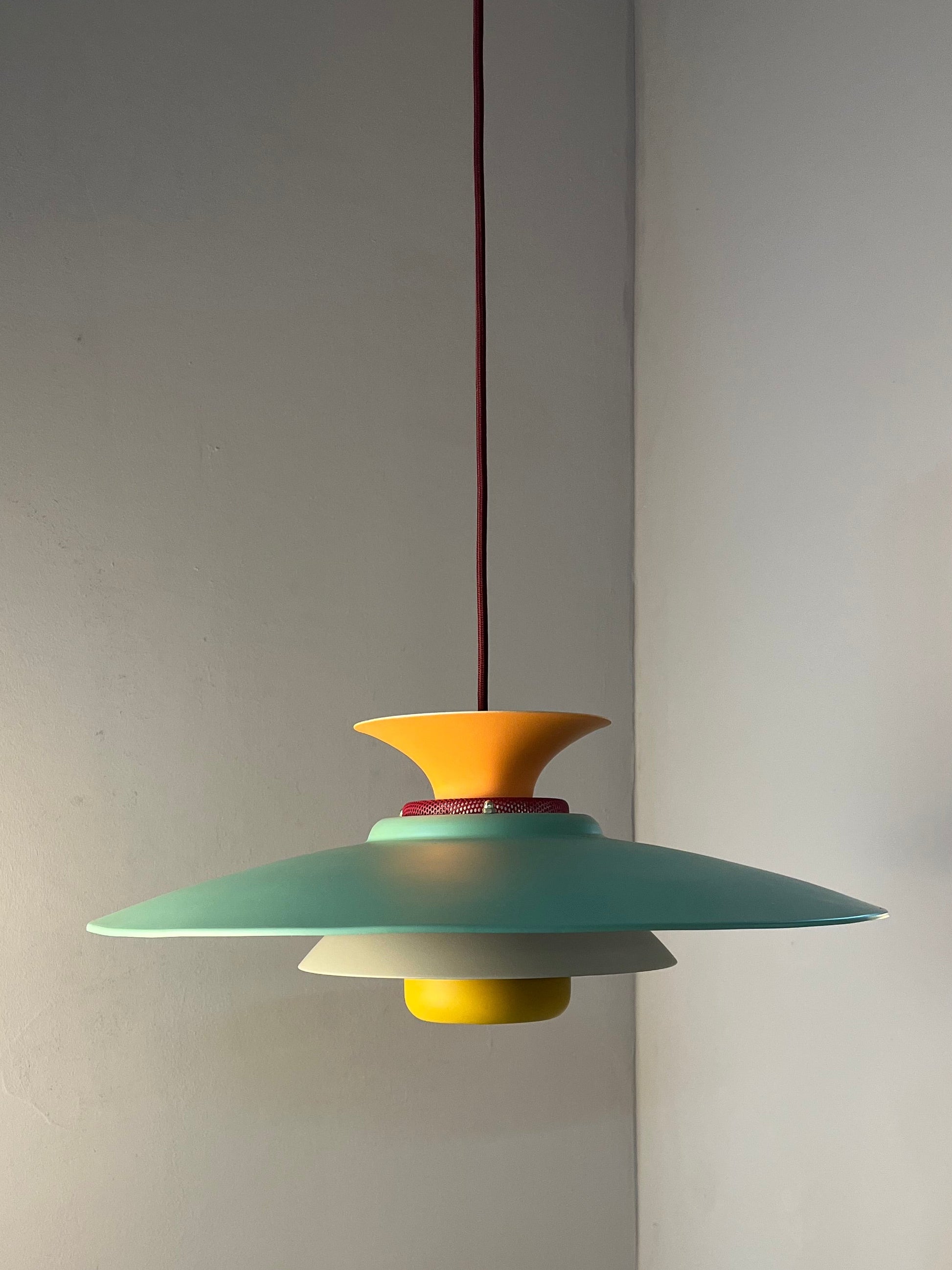 Lamellenlampe neu lackiert peach teal ocker aus Dänemark
