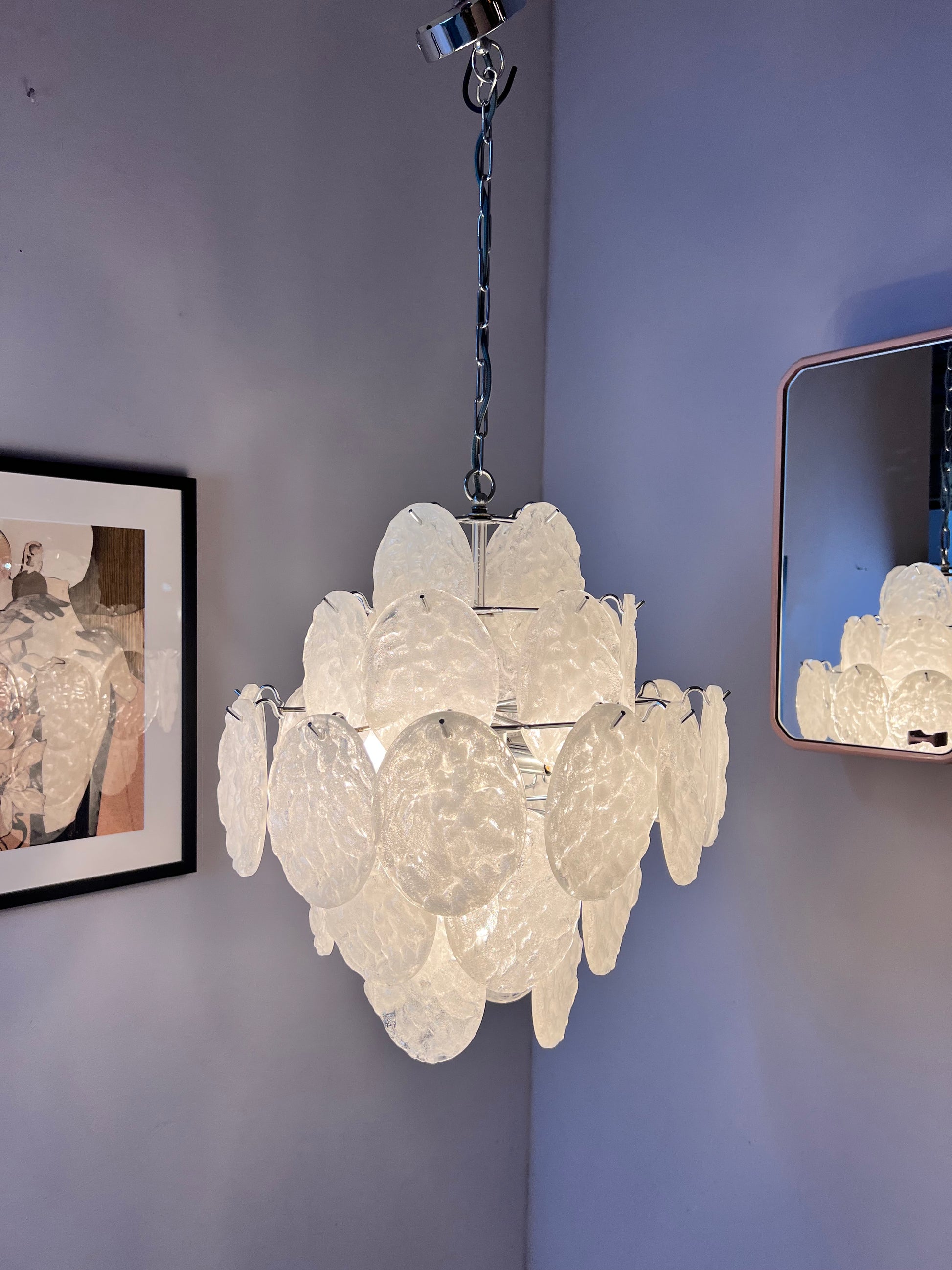 Kronleuchter weiß silber mit Arylglasplatten