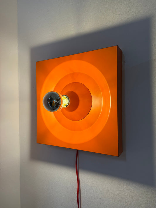Wandlampe Modell 04497 orange von Klaus Hempel für Kaiser Leuchten