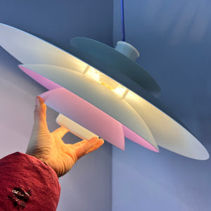 Lamellenlampe weiß lila von Formlight