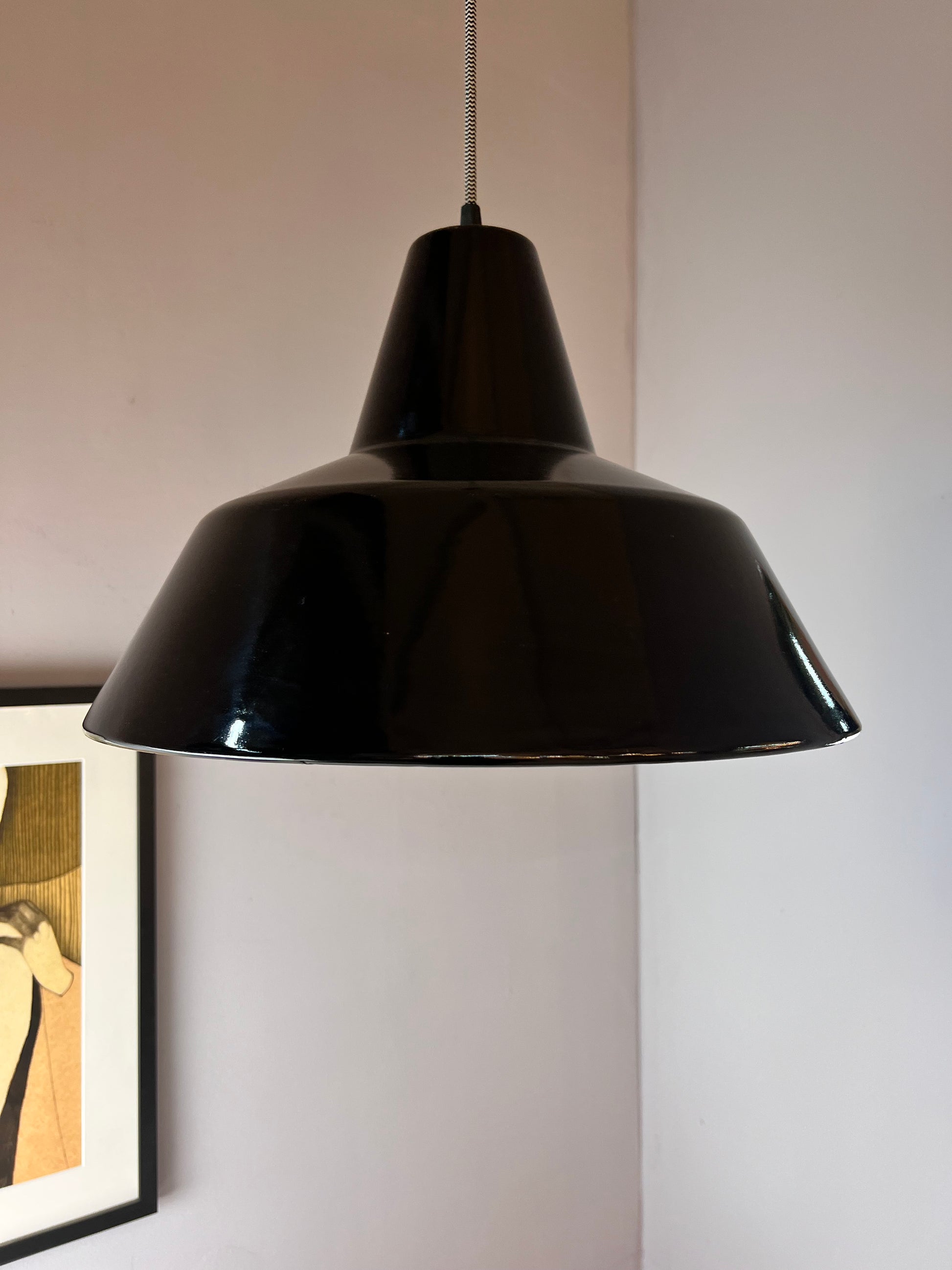 Hängelampe schwarz Emaille aus Dänemark