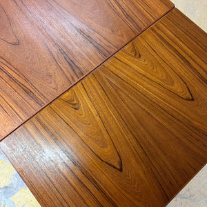 Ausziehbarer Esstisch Teak von Henning Kjærnulf