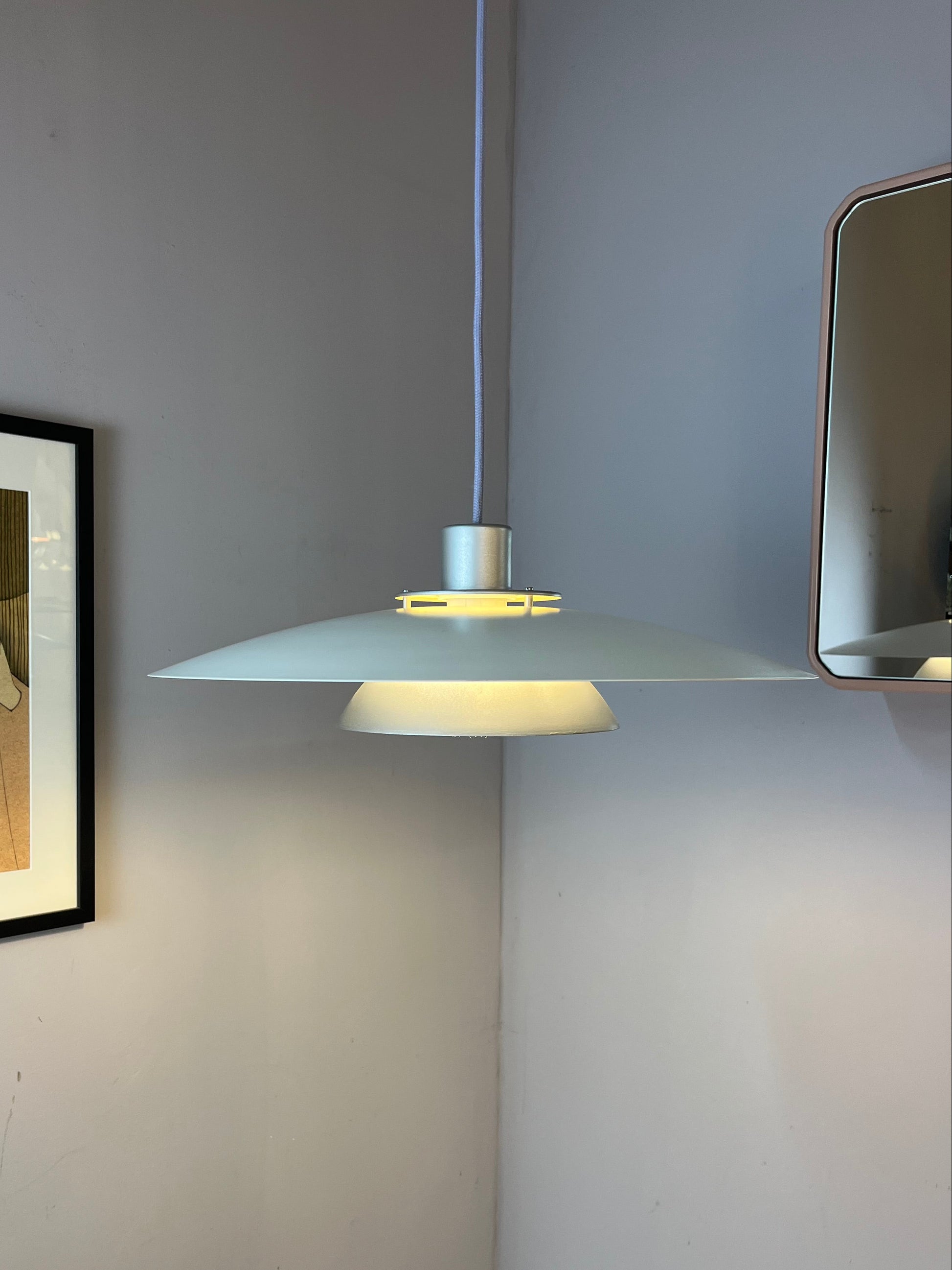 Lamellenlampe weiß silber von Design Light
