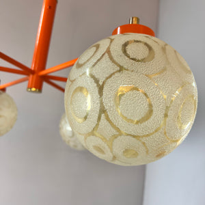 Kronleuchter orange creme