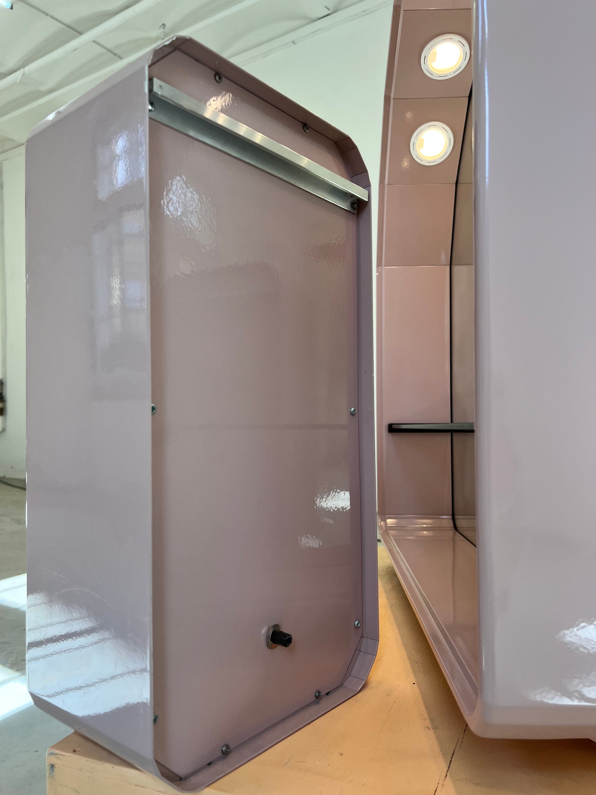 Set: Spiegelschrank rosa von Duscholux