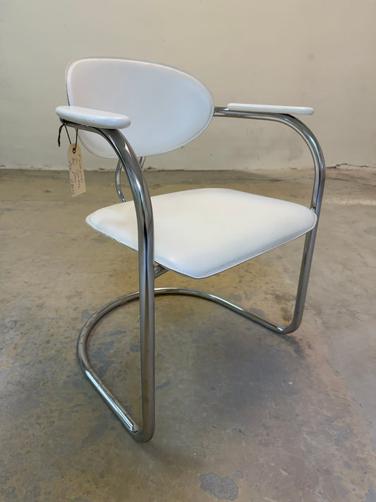 Freischwinger weiß Chrom von Effezeta