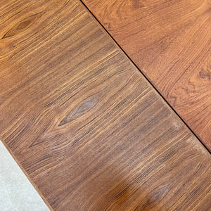 Kleiner ausziehbarer Esstisch Teak aus Dänemark