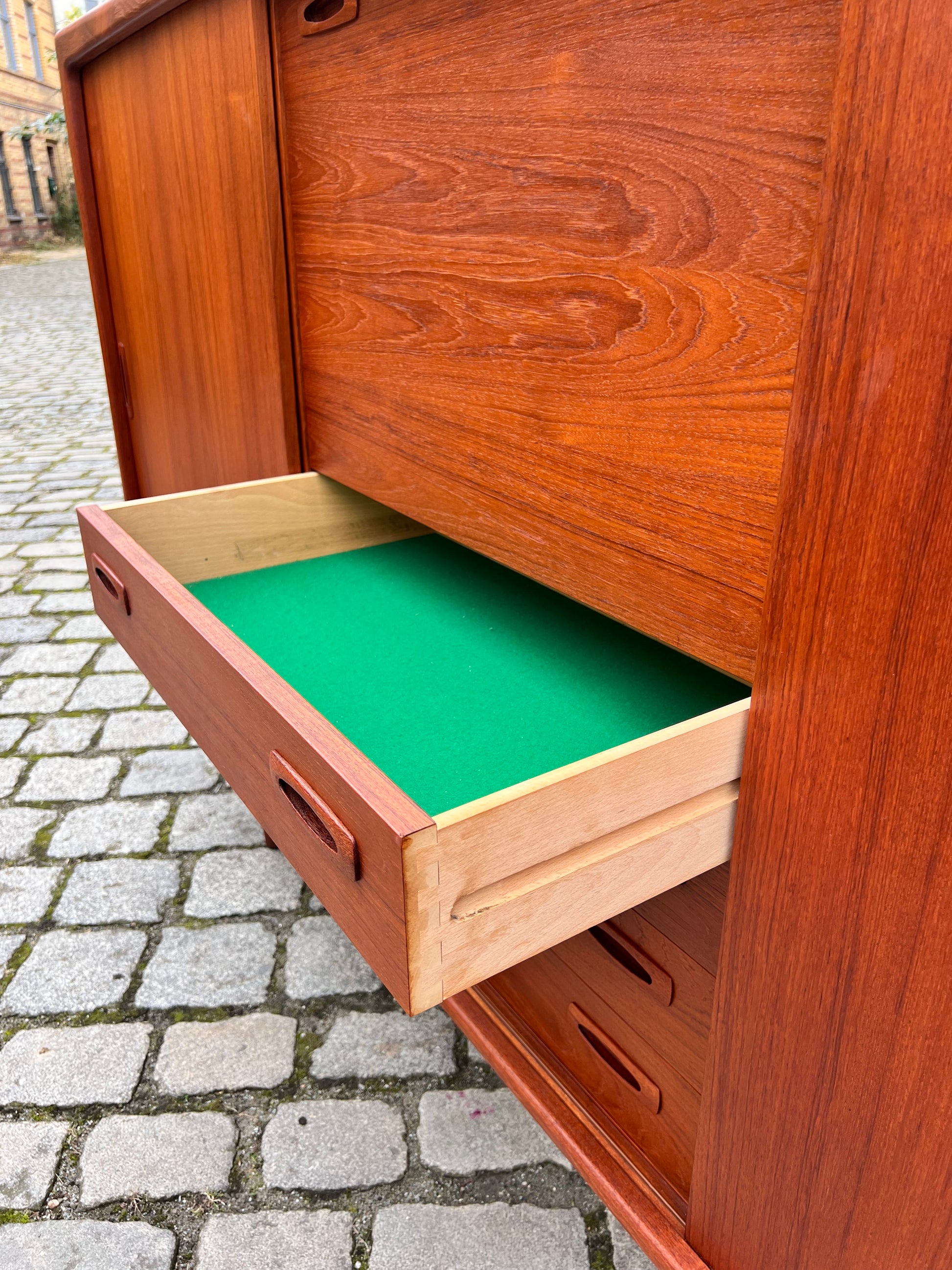 XXL Highboard Teak von H.P. Hansen aus Dänemark