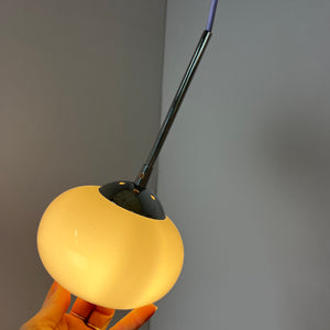 Hängelampe weiß Glas Chrom mit Stab