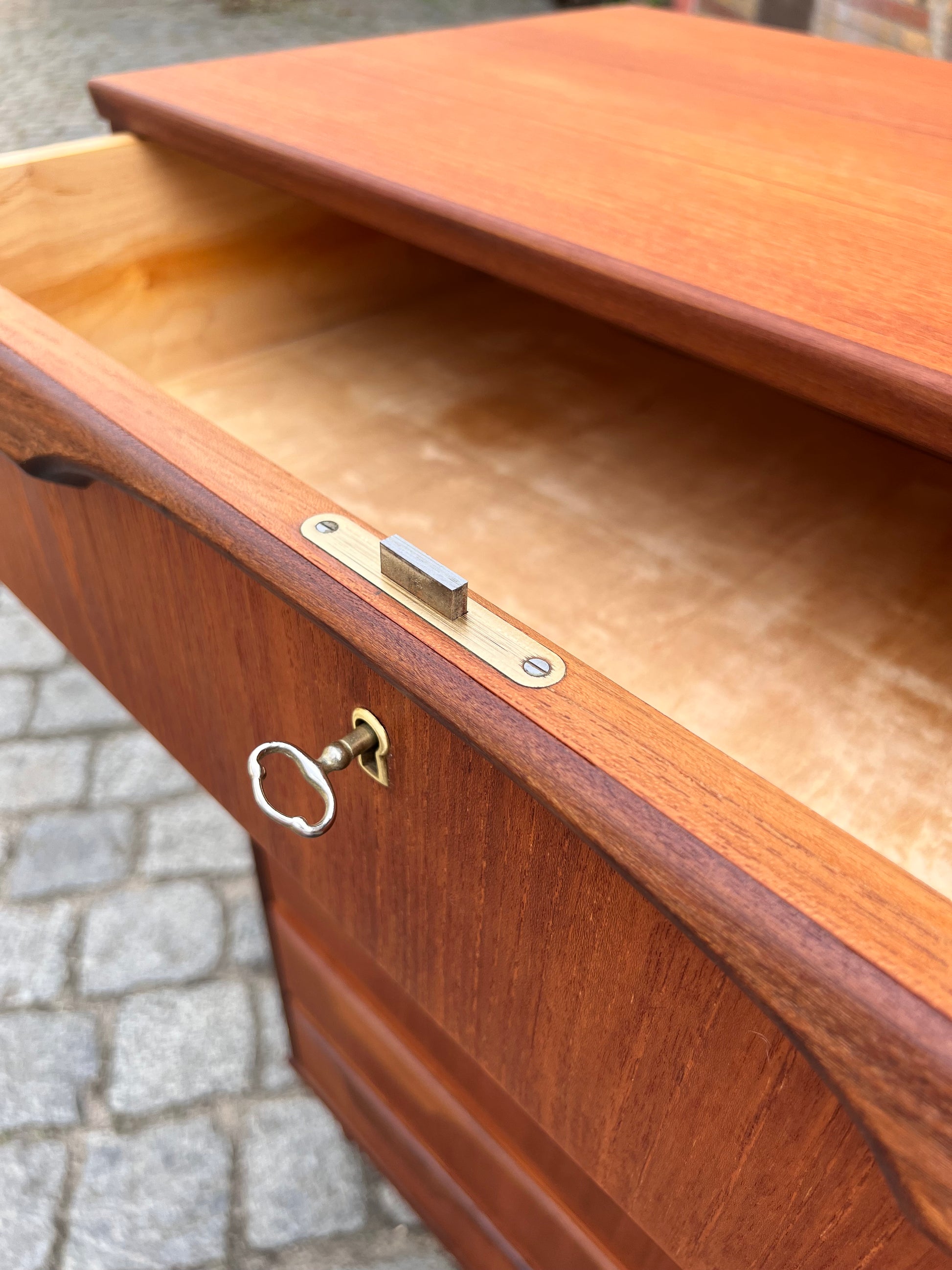 Kommode Tallboy von Klaus Okholm für Trekanten 60er