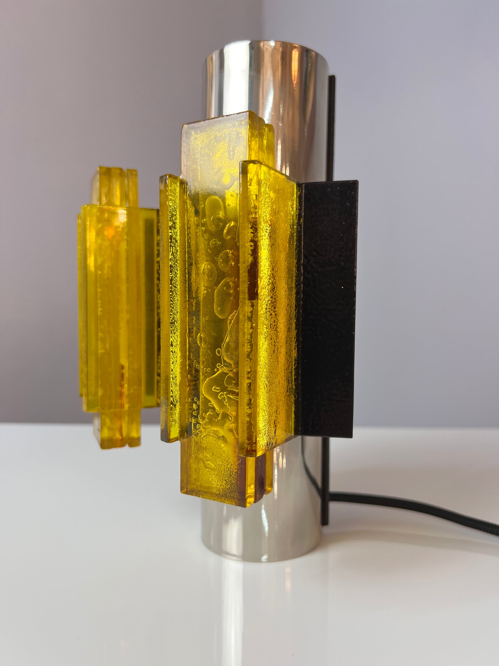 Wandlampe gelb schwarz von Claus Bolby für Cebo