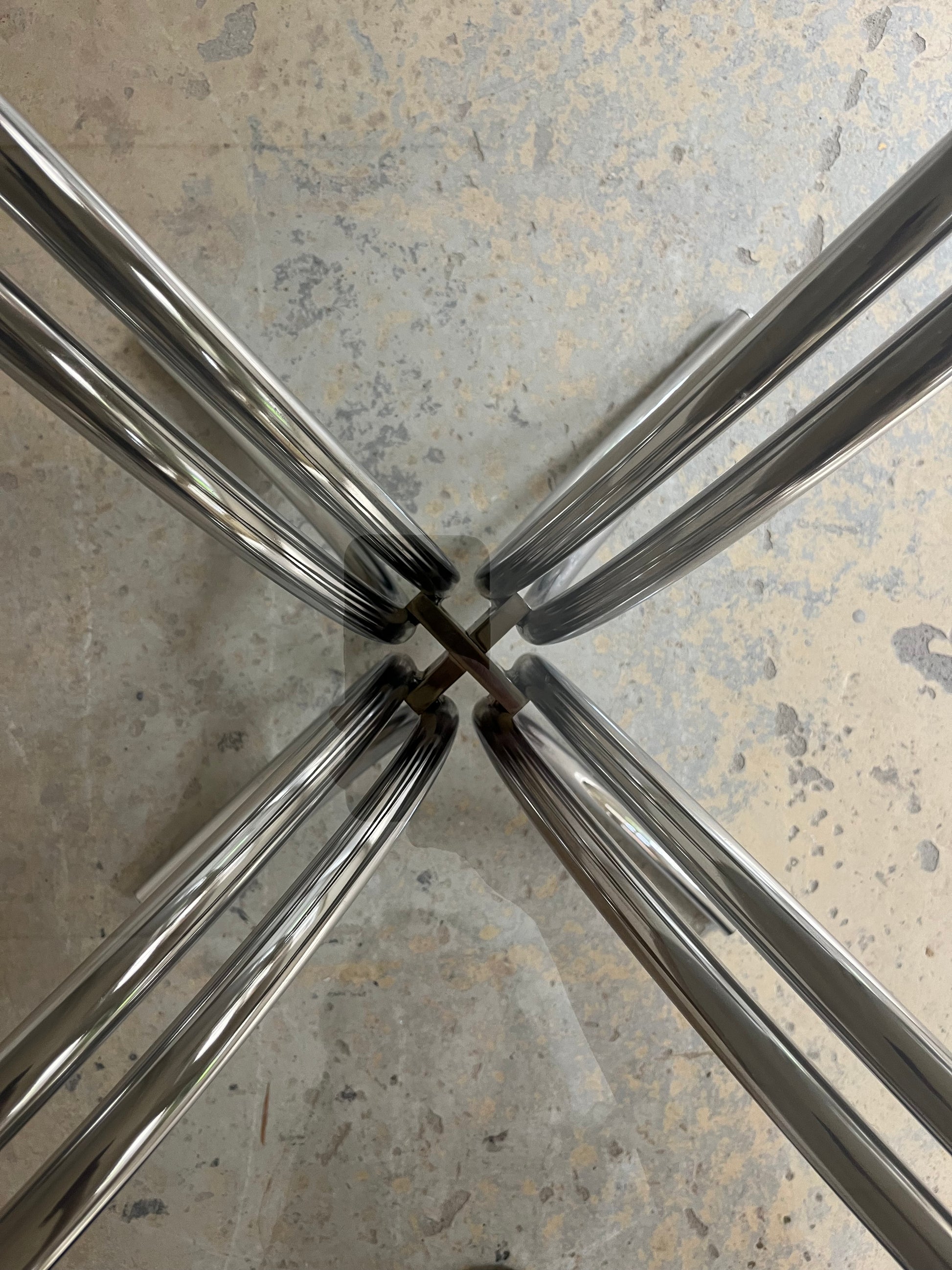 Runder Esstisch Rauchglas Chrom