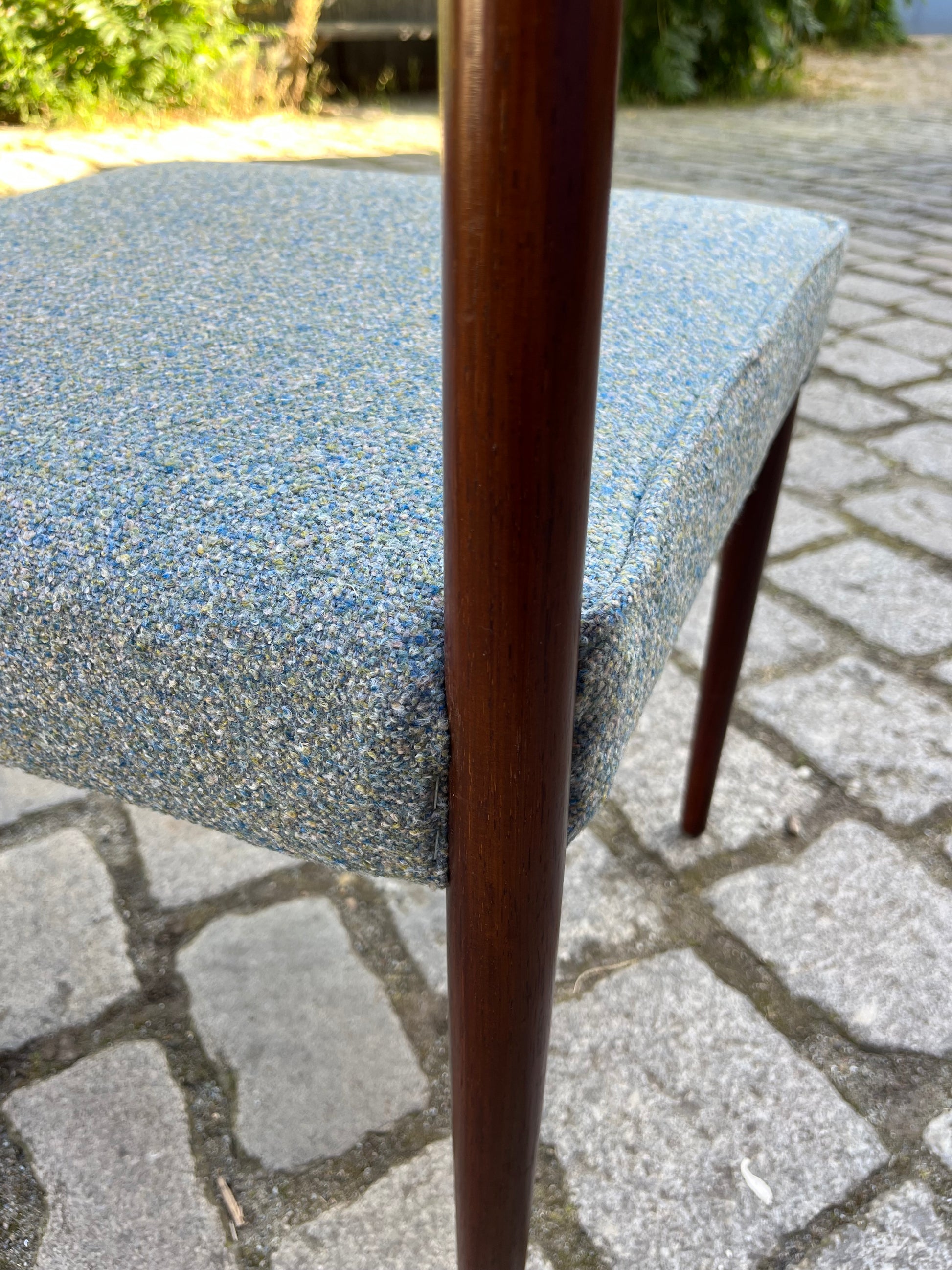 Set: 2x Polsterstuhl blau Palisander