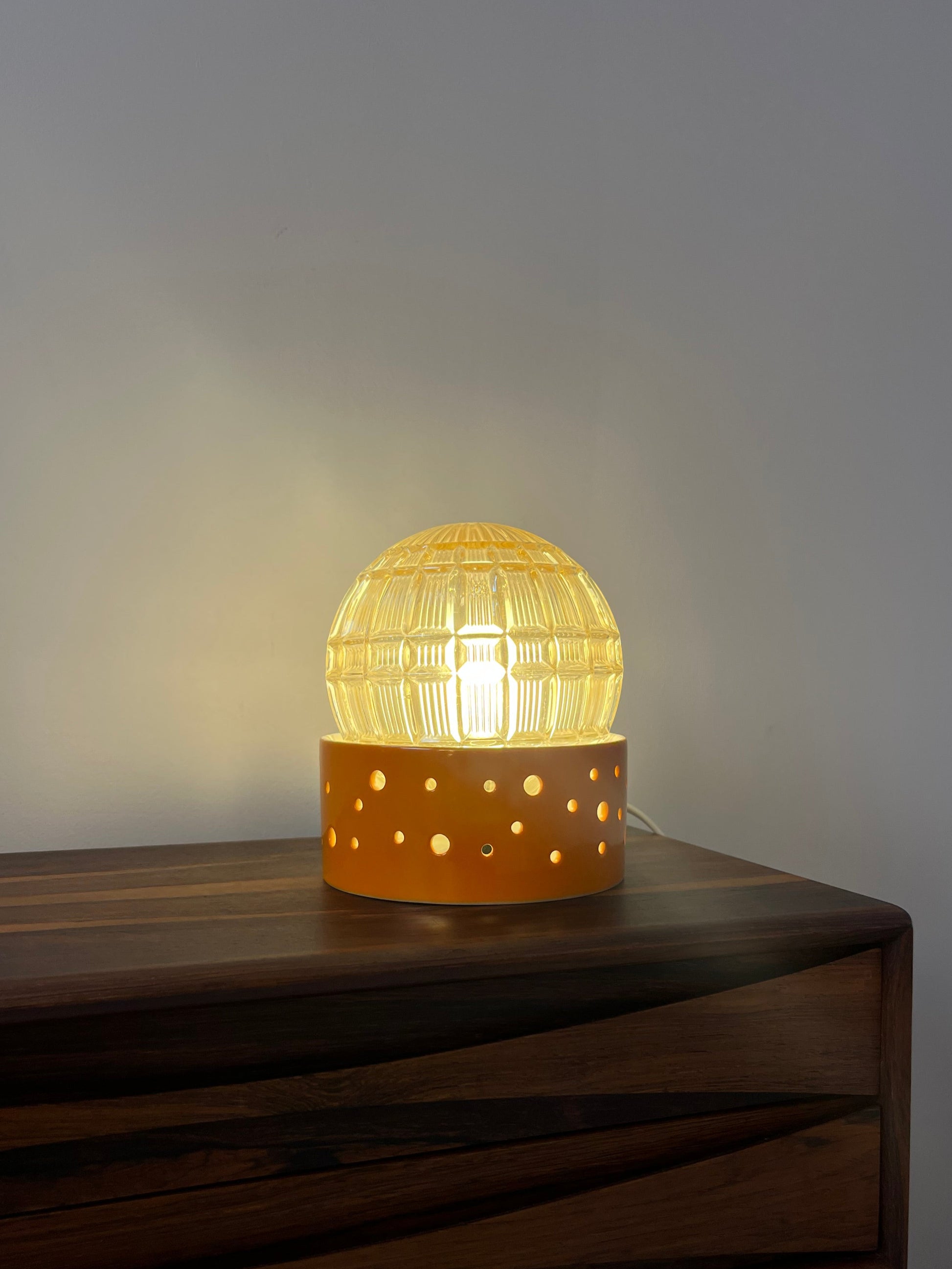 Tischlampe orange weiß von Gerold Porzellan Bavaria