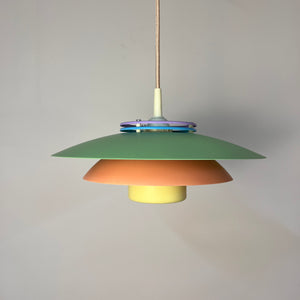 Lamellenlampe neu lackiert, Dänemark