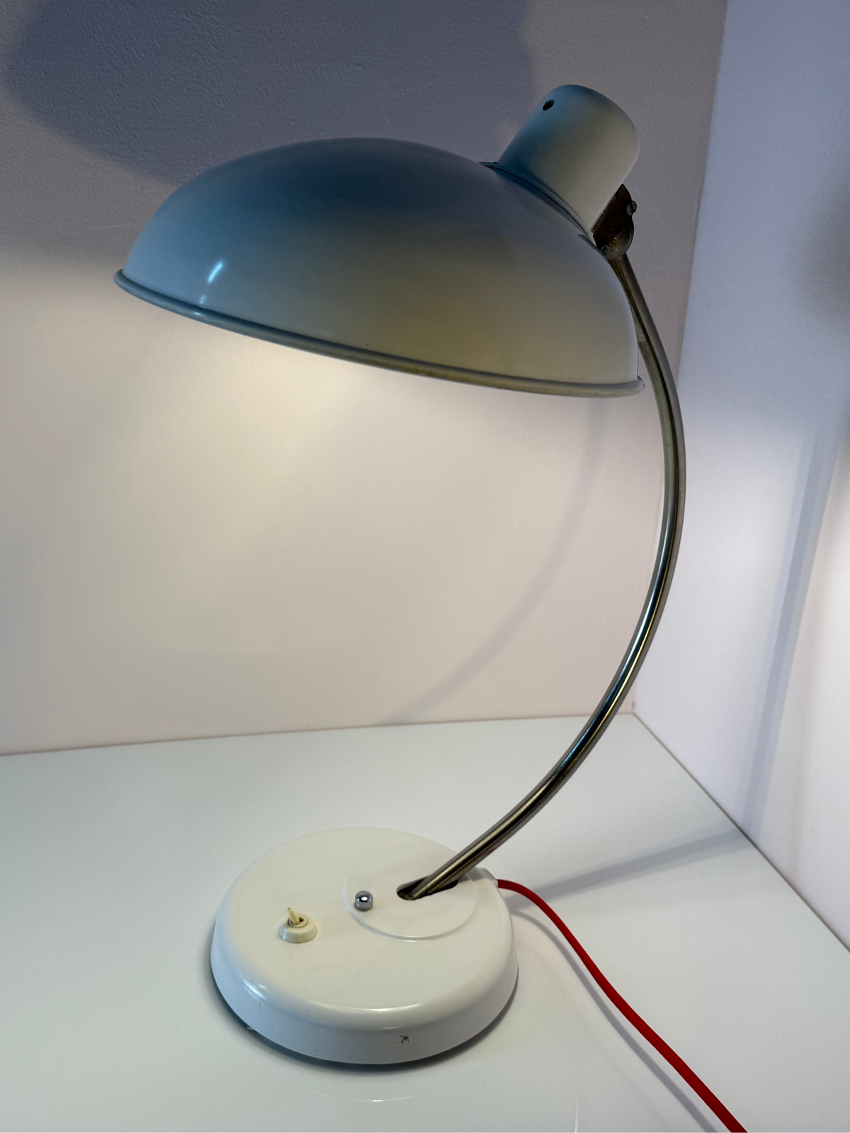 Schreibtischlampe weiß Metall von Helion - VEB Leuchtenbau Arnstadt
