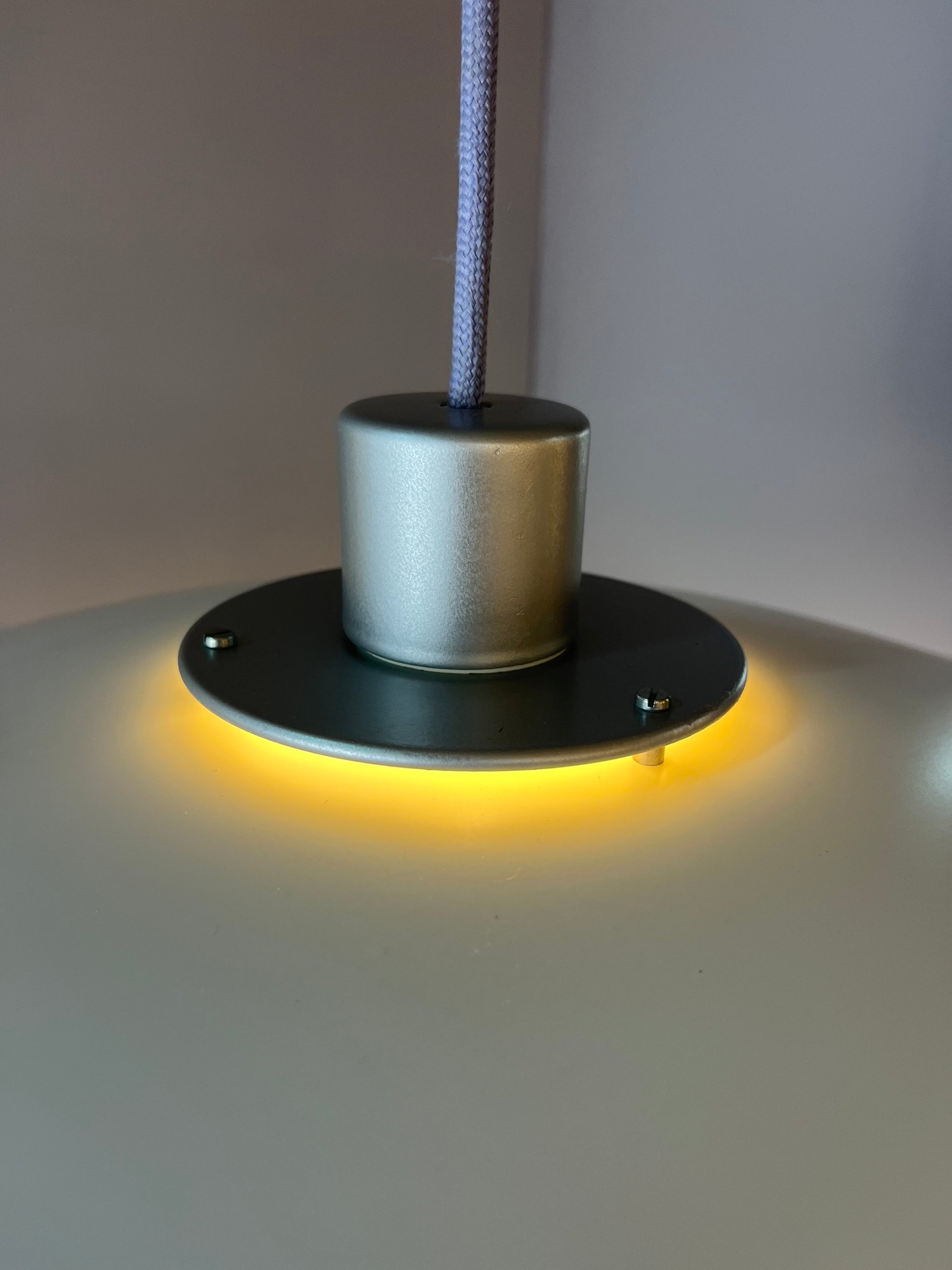 Lamellenlampe weiß silber von Design Light