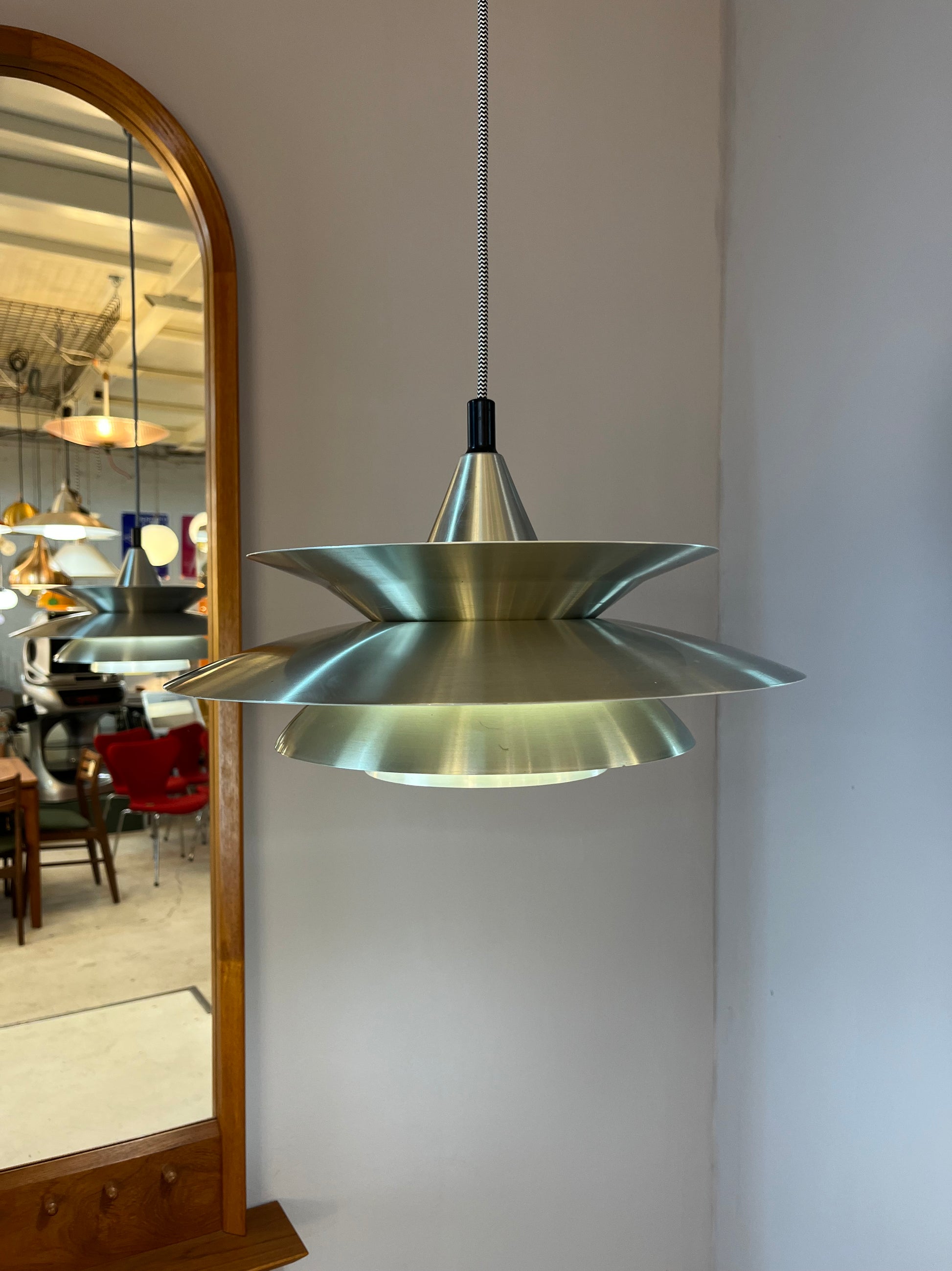 Lamellenlampe silber aus Dänemark