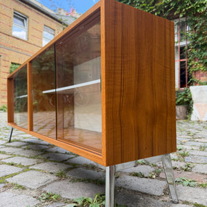 Sideboard Teak mit Vitrine & neuen Chromfüßen