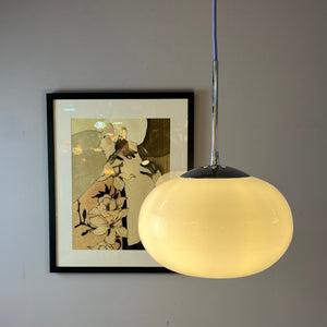 Hängelampe weiß Glas Chrom mit Stab