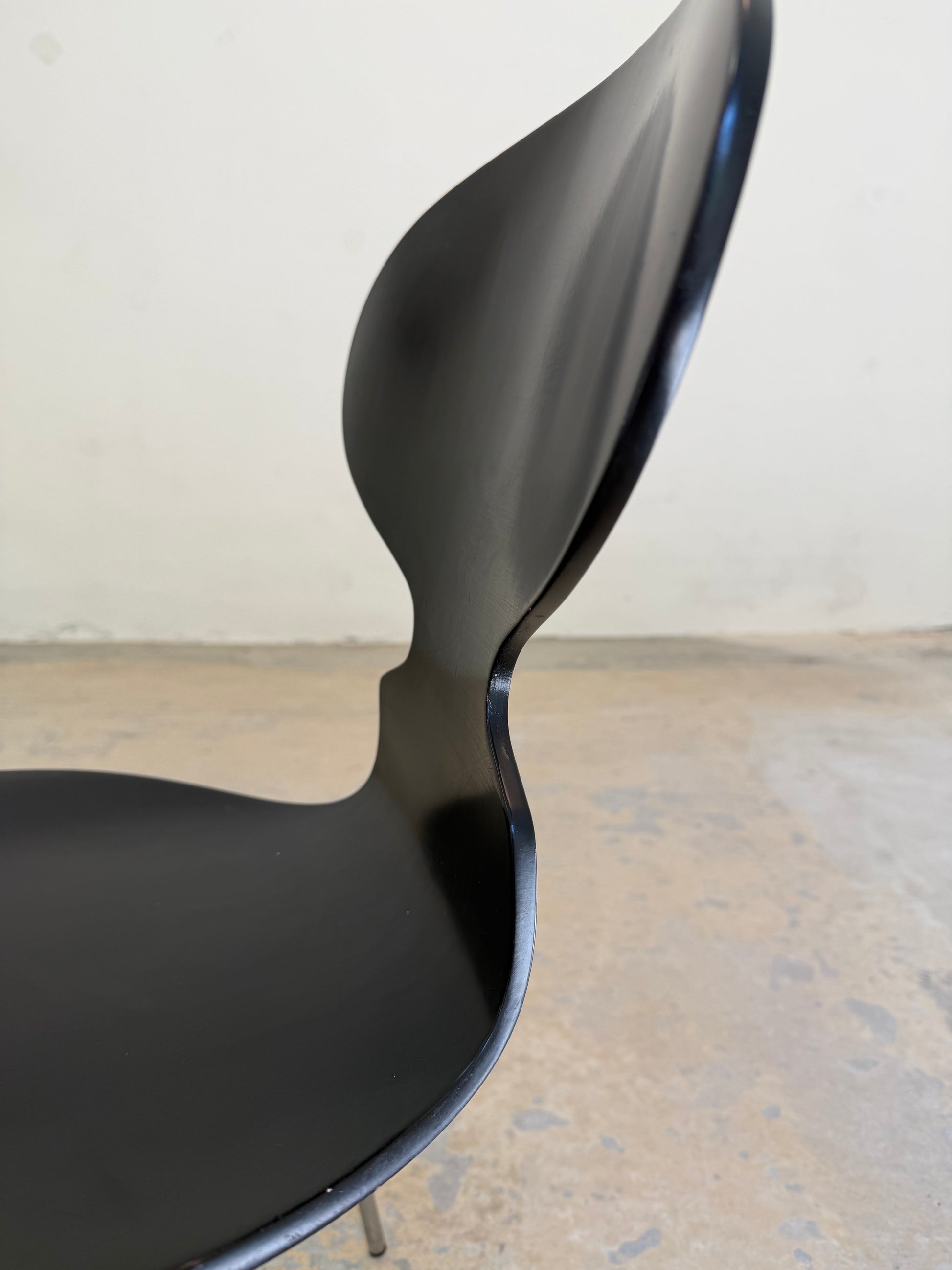 Stuhl Ameise schwarz von Arne Jacobsen für Fritz Hansen 1992