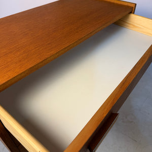 Kleine Kommode Teak von Ejsing Møbelfabrik