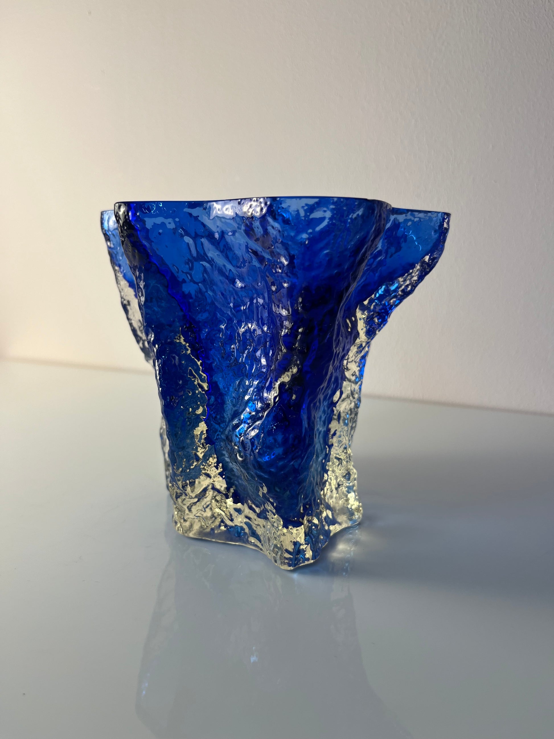 Vase blau Glas von Kai Blomqvist für Riihimaki / Riihimaen Lasi Oy