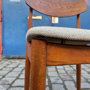 Set: 6x Polsterstuhl beige Teak von Casala