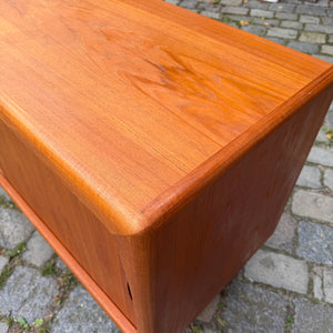 Sideboard Teak von H.P. Hansen