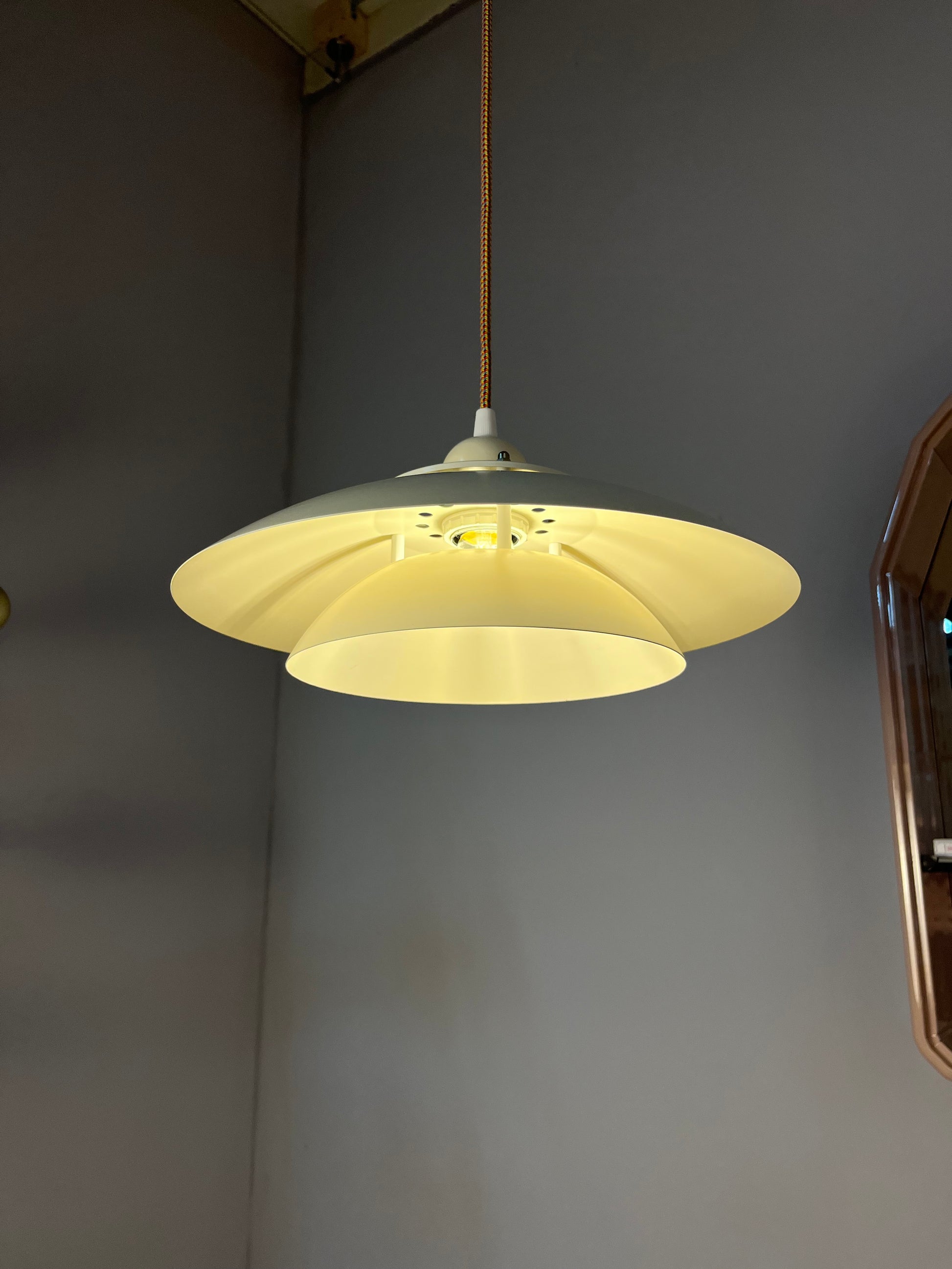 Lamellenlampe creme aus Dänemark