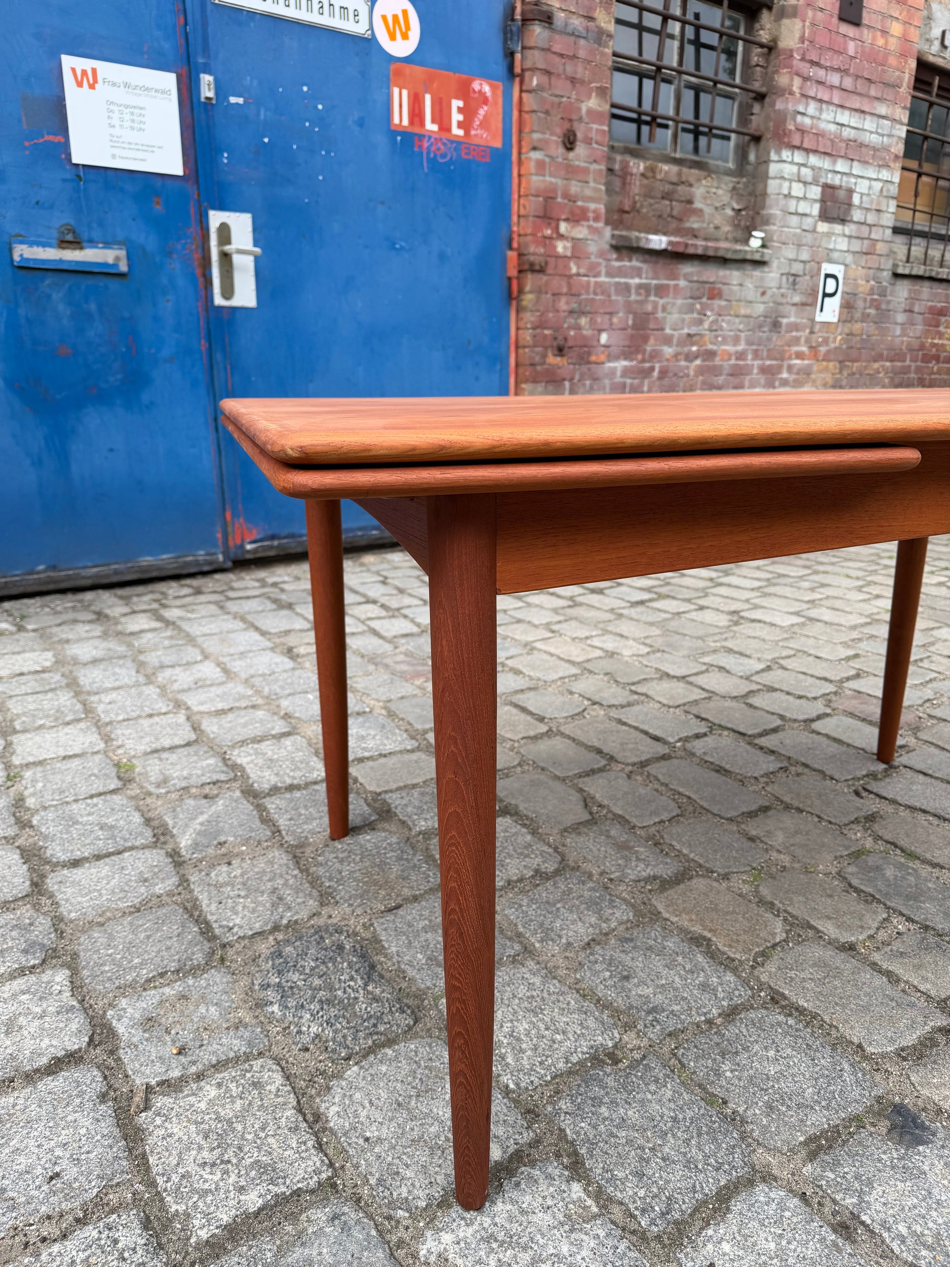 Ausziehbarer Esstisch Teak aus Dänemark
