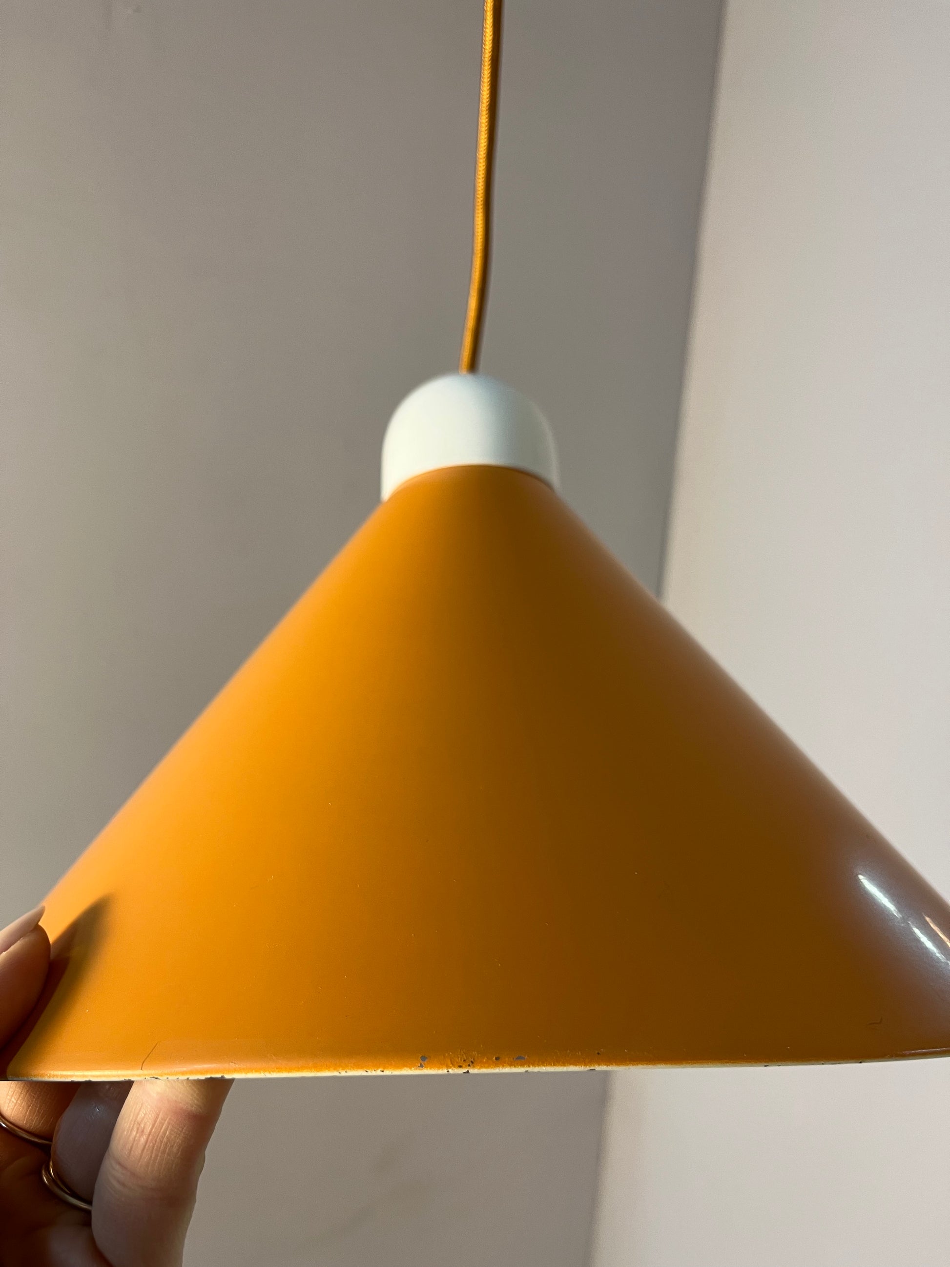 Hängelampe orange aus Dänemark