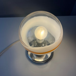 Tischlampe weiß orange Glas Chrom von Doria