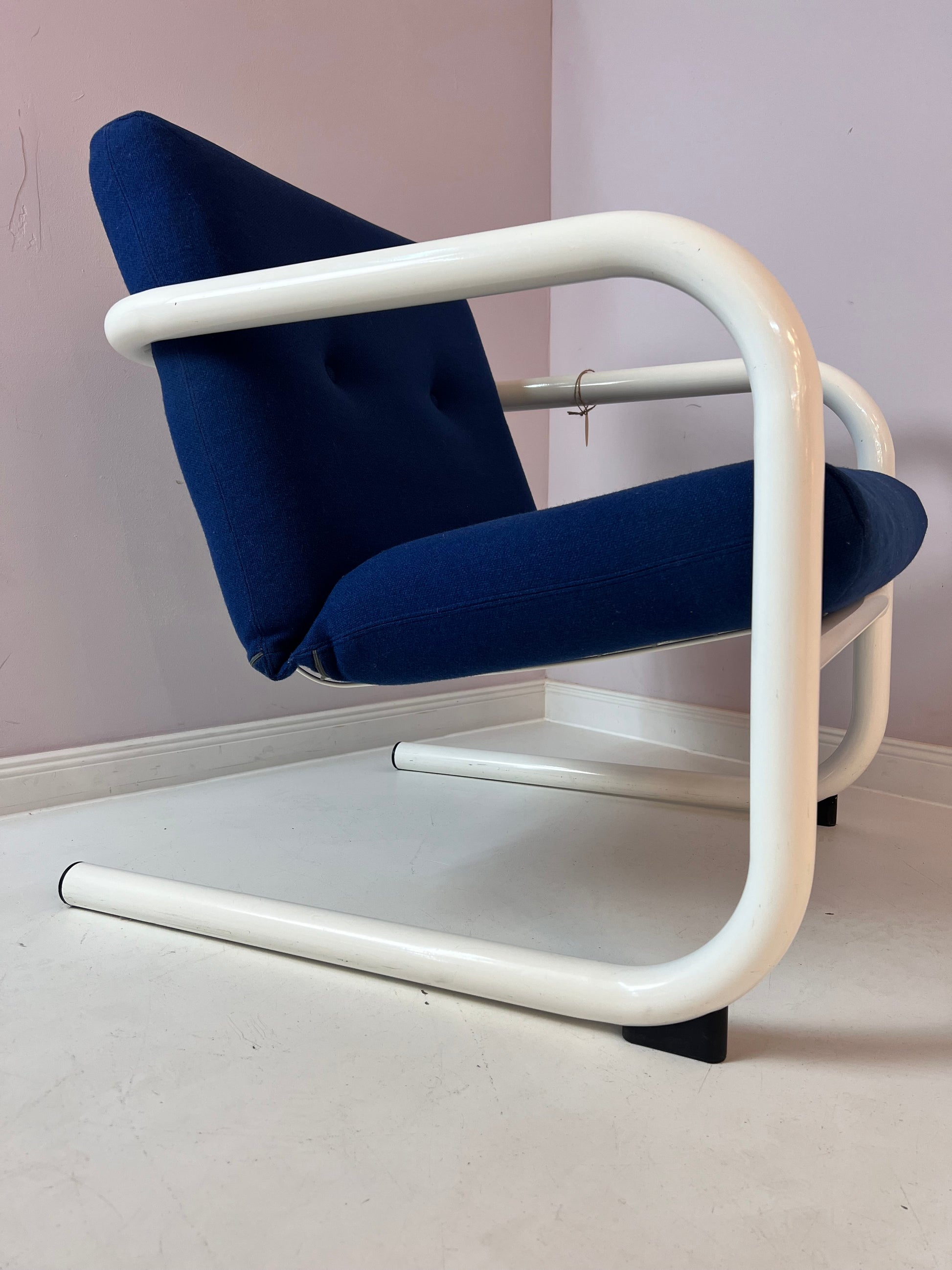 Sessel weiß blau von Friis & Moltke