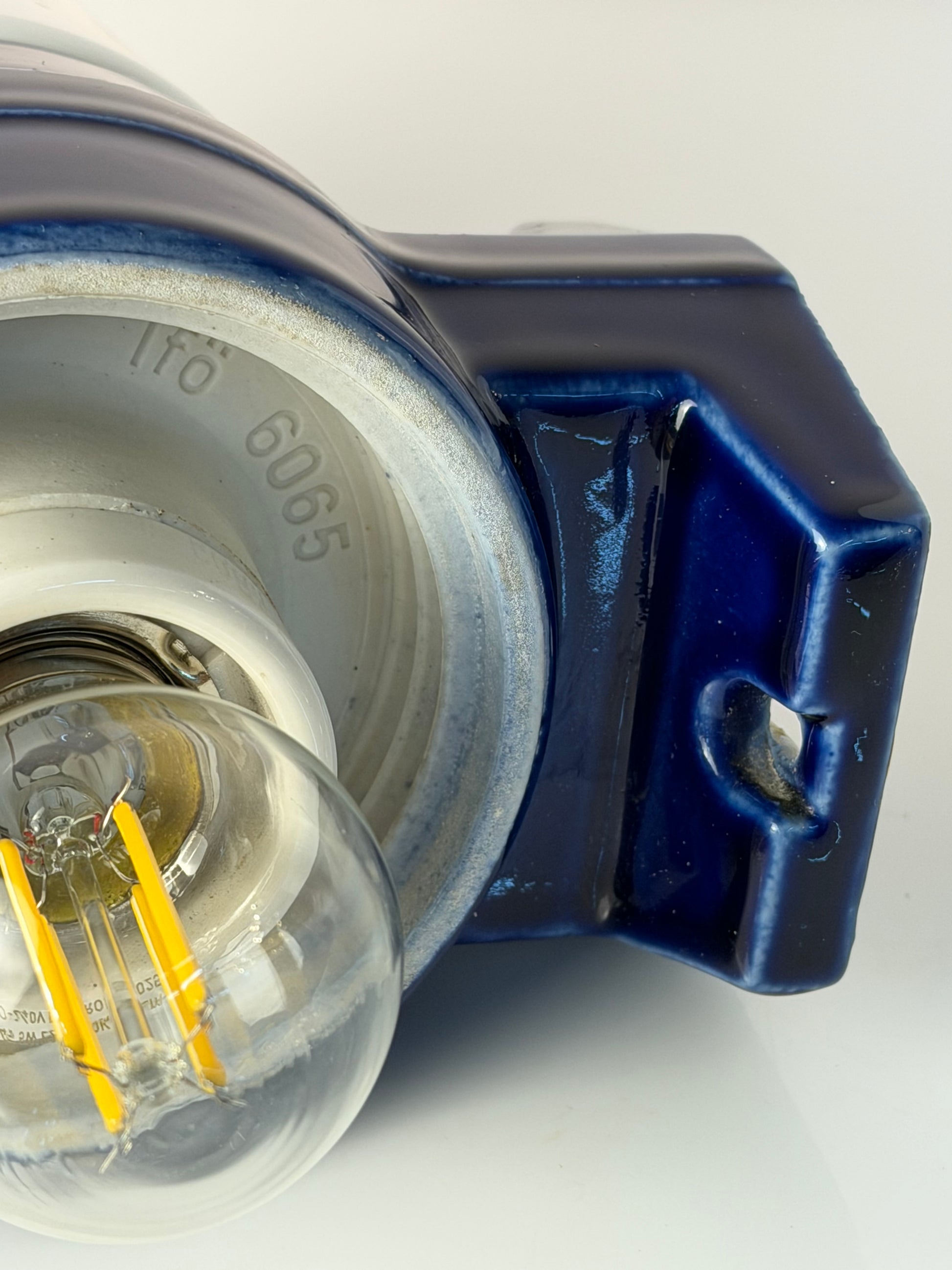 Wandlampe Modell 6065 blau von Sigvard Bernadotte für Ifö