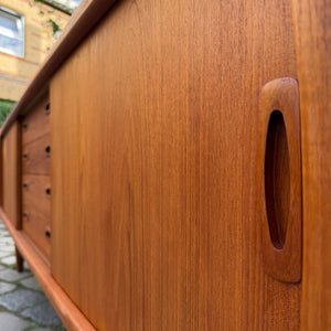 Sideboard Teak von H.P. Hansen