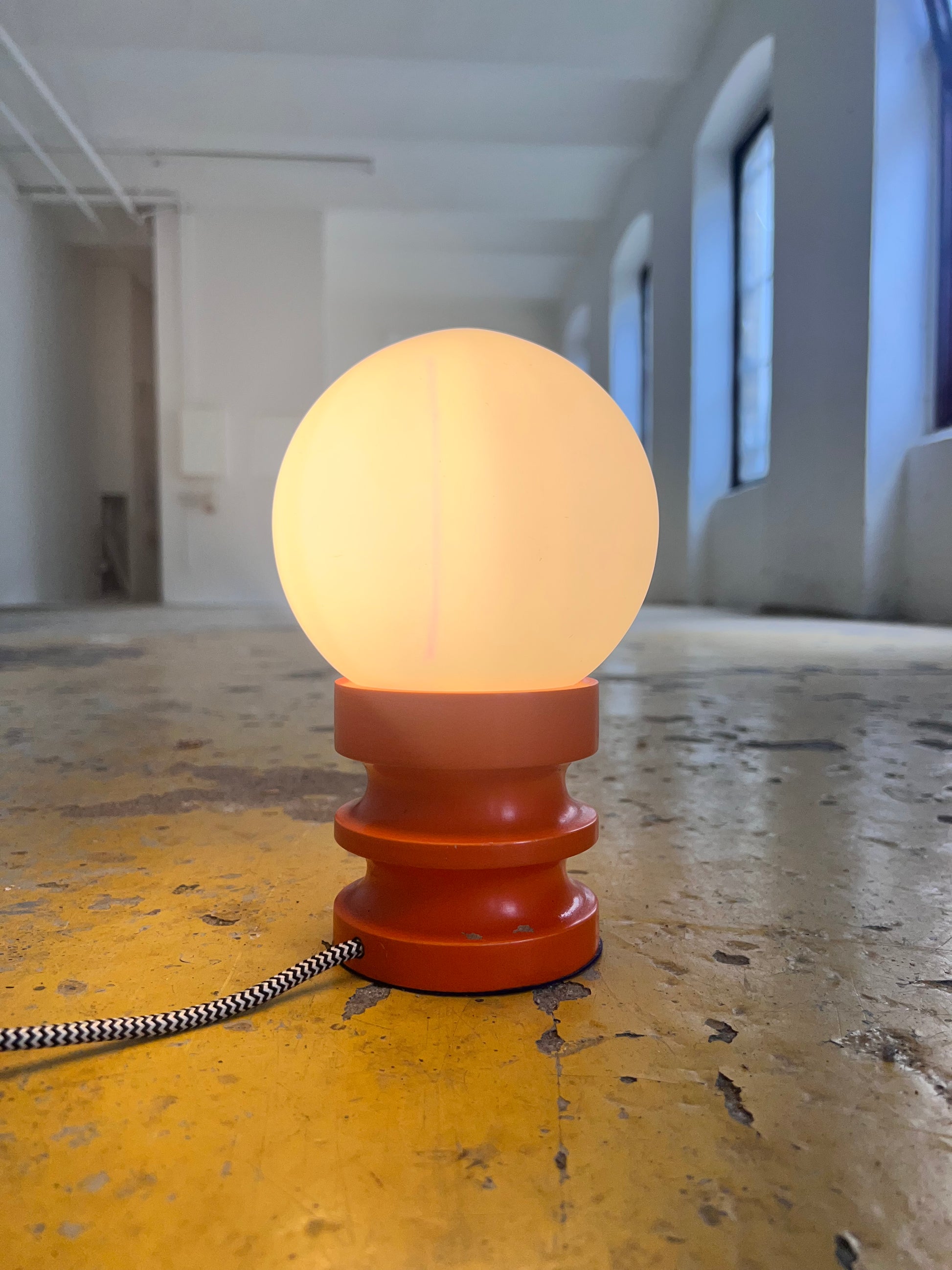 Tischlampe Opalkugel