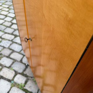 Wäscheschrank Ahorn & Nussbaum aus Deutschland