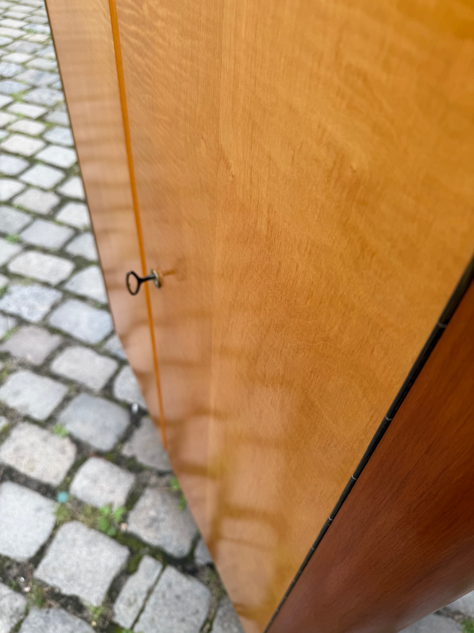 Wäscheschrank Ahorn & Nussbaum aus Deutschland