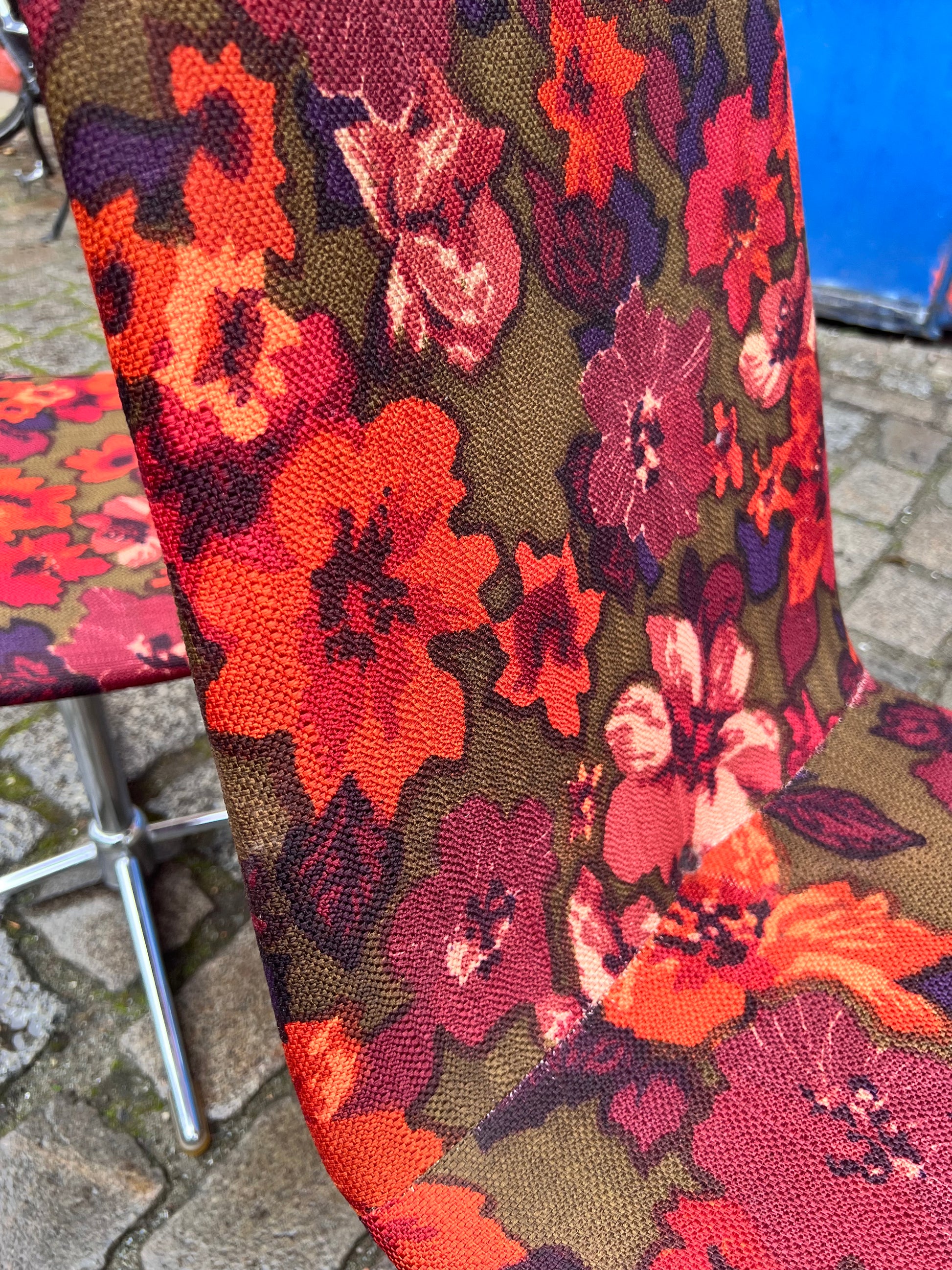 Set: 2x Drehstuhl rot floral von EKA Wohnmöbel