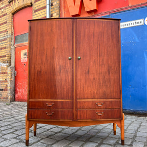 Schrank halbrund Teak aus Dänemark