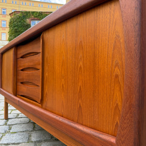 Sideboard Teak von Burchardt Nielsen für Dyrlund