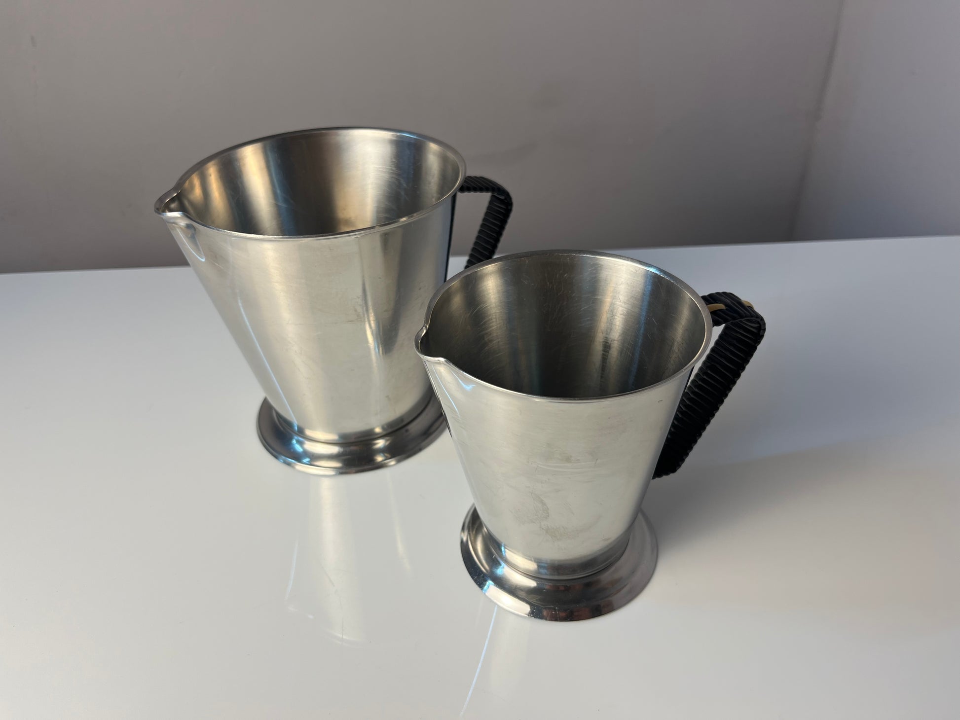 Set: 2x Kanne Edelstahl mit Webgriff aus Dänemark