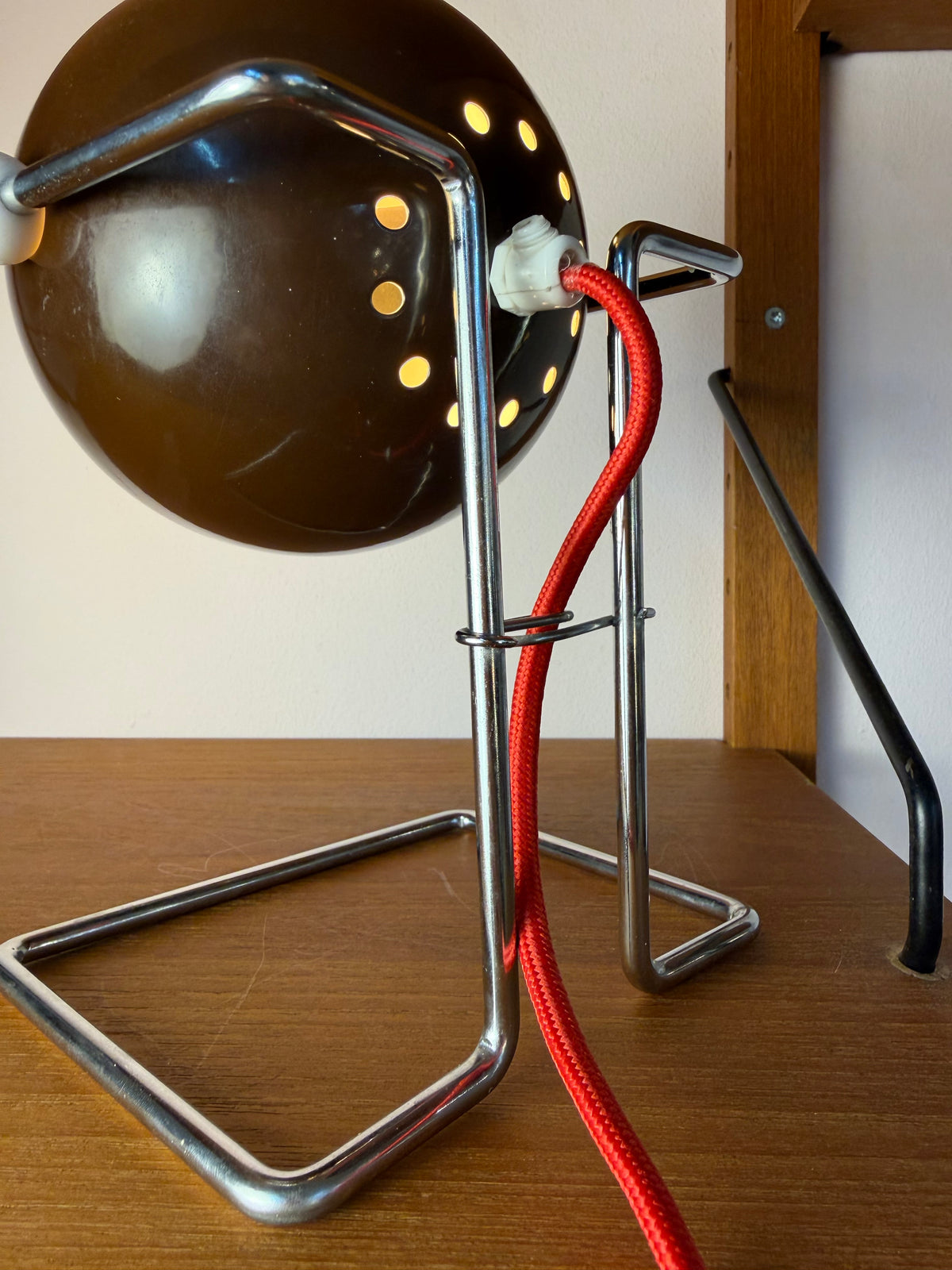 Kugel Tischlampe braun silber aus Dänemark