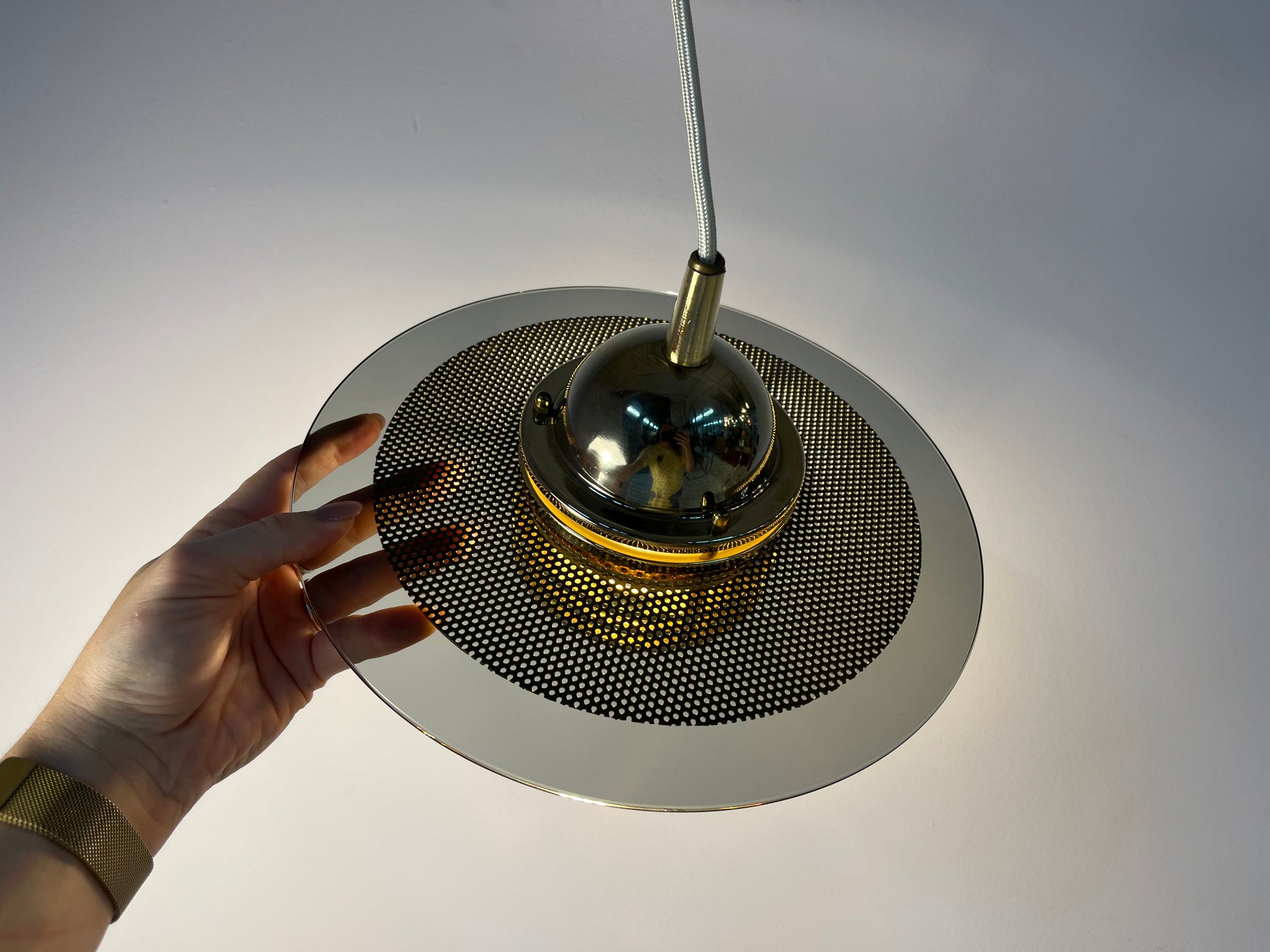 Kleine Hängelampe Rauchglas Messing von Jan Eskil Eskilsson für Belid
