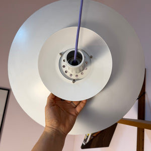 Lamellenlampe weiß lila von Formlight