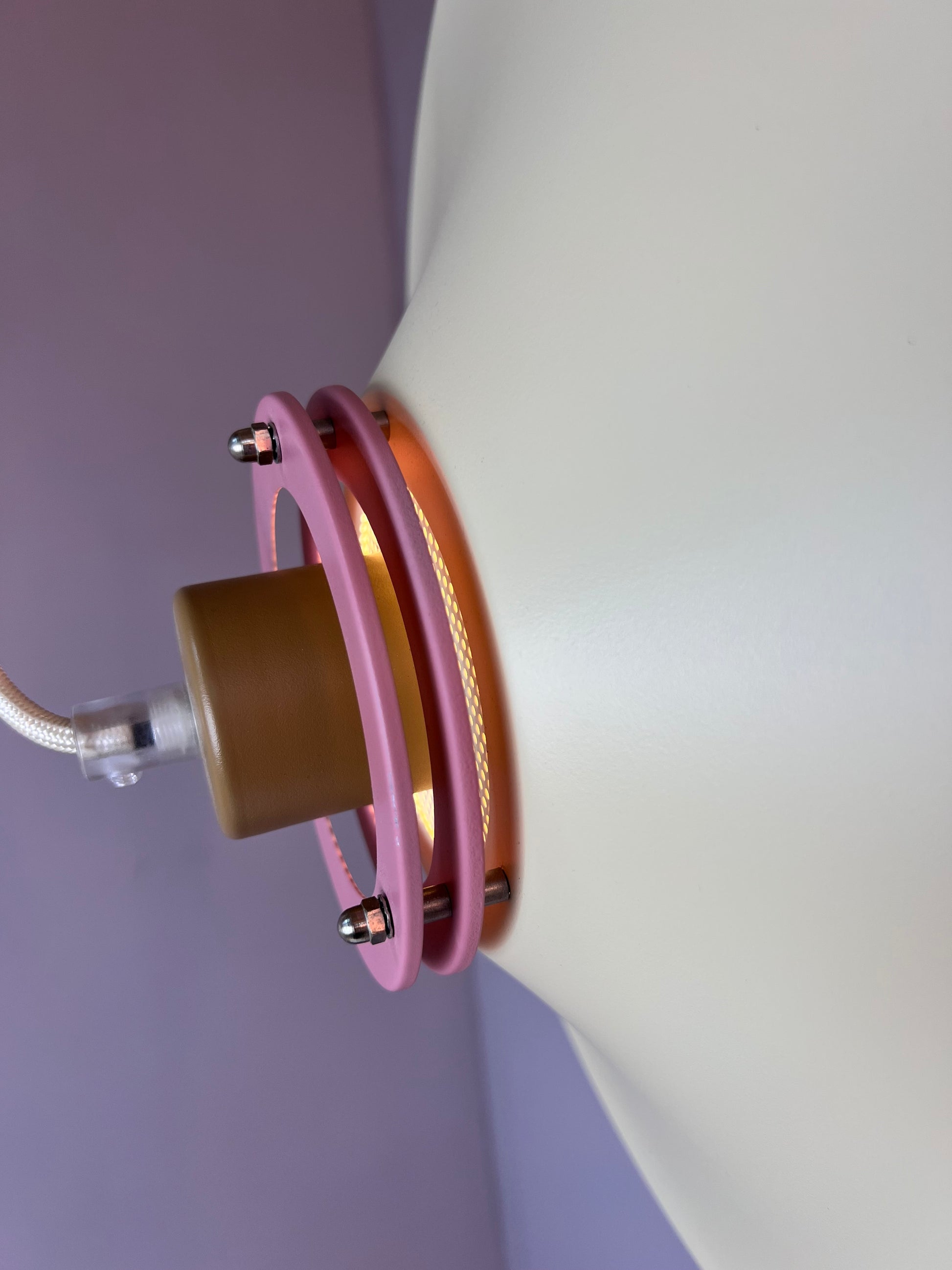 Lamellenlampe neu lackiert creme rosa braun