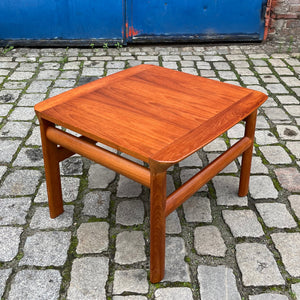 Couchtisch Modell Borneo Teak von Sven Ellekaer für Komfort