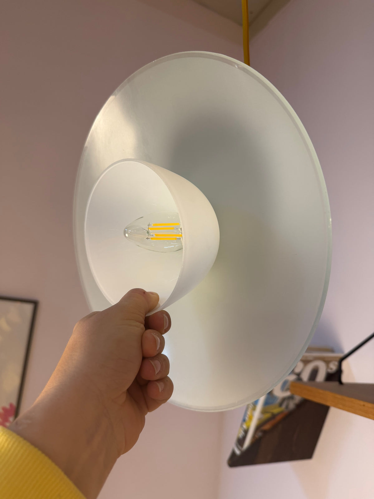 Lamellenlampe Milchglas aus Dänemark