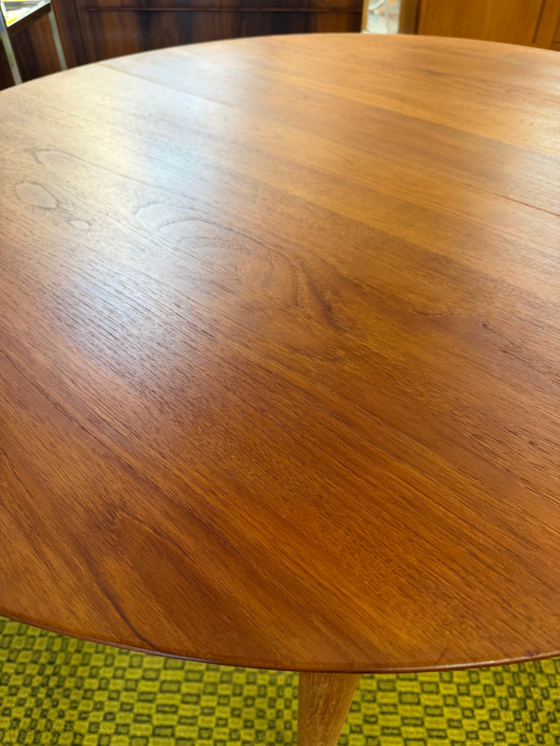 Runder Esstisch Modell 311 Teak von Peter Hvidt & Orla Mølgaard-Nielsen für Søborg Møbelfabrik